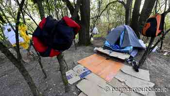 "La nostra vita in tenda lungo il torrente Parma": fotoracconto - La Repubblica