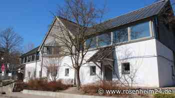 „Badelatschen sind das Wichtigste“ – So funktioniert eine Notunterkunft für Geflüchtete