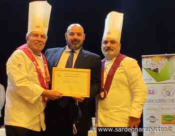 Capua (CE) - Consegna del "Premio Monzù 2021" organizzato dall'Associazione Cuochi Caserta. Riconoscimento a Rosario Lopa . - Sardegna Reporter - Sardegna Reporter