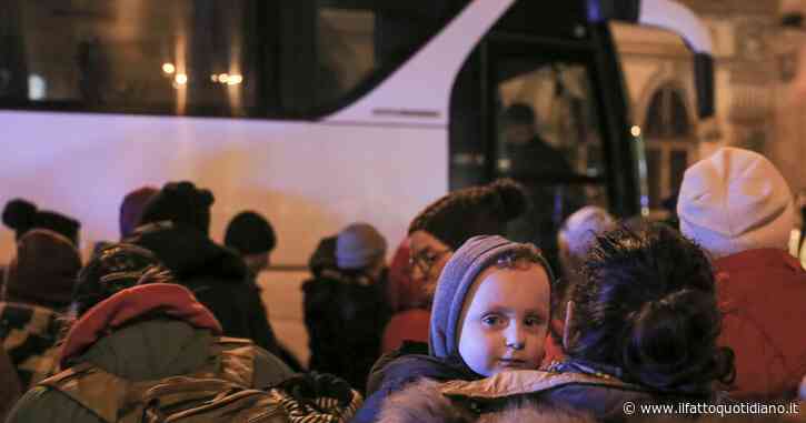 Profughi, l’Italia esclude i non ucraini dalla protezione Ue. Inutili gli appelli della Commissione, prevale la linea di Visegrad