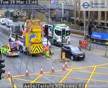 A406 North Circular closed between Barnet and Enfield - recap