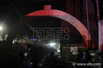 Sicarios asesinan a 19 personas en un palenque de gallos en el oeste mexicano - Agencia EFE