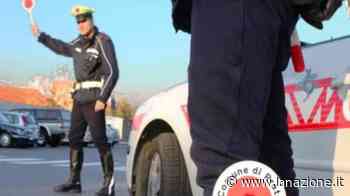 Prato, 49enne ubriaco provoca due incidenti e scappa. Rintracciato - LA NAZIONE