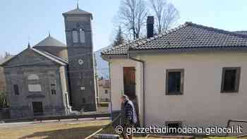 Frassinoro , la vecchia canonica casa per i profughi: volontari all'opera per l'accoglienza - La Gazzetta di Modena