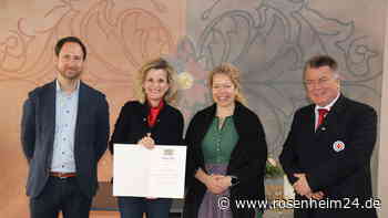 Langjährige Ehrenamtliche in Riedering bekommen Ehrenzeichen am Bande verliehen