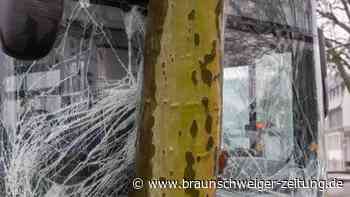 Unglück mit Schulbus in Trier - 15 Verletzte