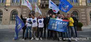 Protesta e presidio della polizia penitenziaria: “A Cuneo previsti 152 agenti, siamo in 117” - La Stampa