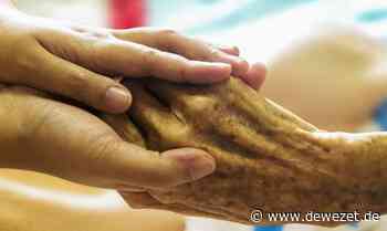 Zur Stelle wenn das Leben endet: Eine Sterbebegleiterin erzählt - Dewezet