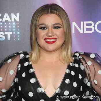 Kelly Clarkson officially granted legal name change