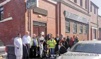 Volunteers help to clean up neighbourhood ahead of Ramadan - The Oldham Times