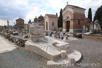 Siena, intervento al Monumento dei Contradaioli defunti al cimitero del Laterino - RadioSienaTv