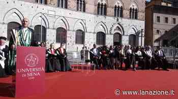 "A Siena 50 studentesse e ricercatrici ucraine Graduation day con mille laureati in Piazza" - LA NAZIONE