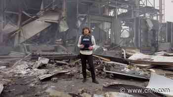 'This city is crying as it mourns its war dead': Amanpour visits Kyiv suburb