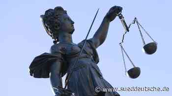 Prozesse - Kiel - Prozessbeginn um Drogerieangriff: Angeklagte schweigen - Panorama - SZ.de - Süddeutsche Zeitung - SZ.de