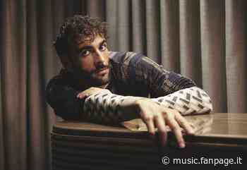 Marco Mengoni: “In questo momento di cambiamento ho voluto i miei genitori al mio fianco” - Music Fanpage