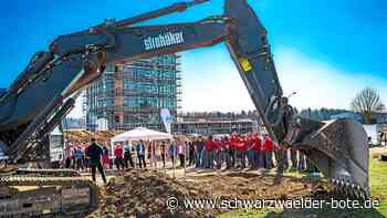Spatenstich auf dem Eisberg - Nagolder Unternehmerfamilie bekommt Zuwachs - Schwarzwälder Bote