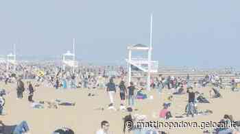 Primo sole, tutti a Jesolo: conto alla rovescia per allestire la spiaggia - Il Mattino di Padova