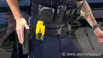 Polizia locale: arriva a Parma il Bolawrap, la pistola spara lacci che immobilizza i malviventi - ParmaToday