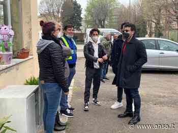 Ucraina: trio 'Il Volo' incontra profughi a Modena - Agenzia ANSA