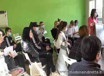 I profughi ucraini a Modena vanno a scuola di italiano. VIDEO - modenaindiretta.it