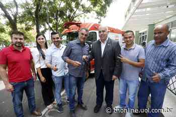 Saúde entrega ambulância para reforçar Samu de Faxinal - TNOnline - TNOnline