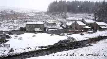 Weather: Snow falls  in Bolton as temperature drops