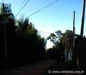 Taxa de iluminação pública em rua de Cotia que não tem iluminação pública sobe até 130% - Cotia e Cia