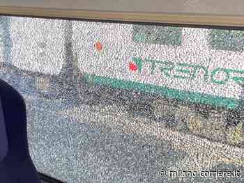 Lecco, sassi contro 3 treni in transito: «Presi di mira i vagoni dei nuovi Coradia, Donizetti e Caravaggio» - Corriere Milano