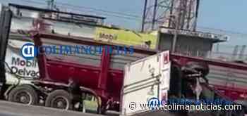 Otra vez volcadura a la entrada de Manzanillo - colimanoticias