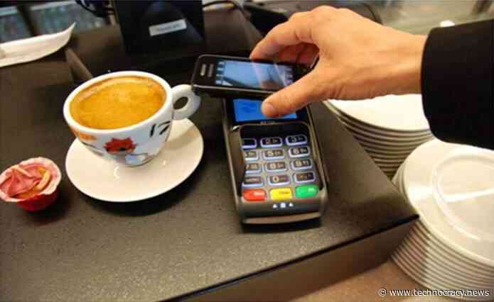 Report: ‘Cashless Society’ Would Leave Millions Struggling