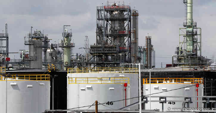 Gli Usa “liberano” un milione di barili di greggio al giorno per contrastare la corsa dei prezzi energetici