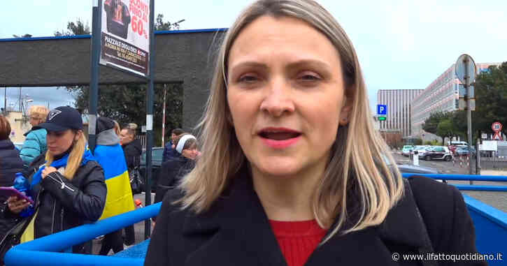 A Roma il presidio della comunità ucraina di fronte all’ambasciata russa: “Putin responsabile di crimini contro l’umanità”