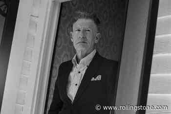 Lyle Lovett Reflects on Fatherhood, Mortality in New Song ’12th of June’