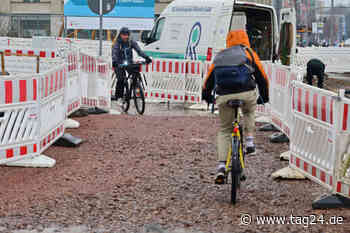 Baustellen Chemnitz: Umleitungs-Ärger an Chemnitzer City-Baustelle - Schotterpiste für Fußgänger und Radfahrer - TAG24