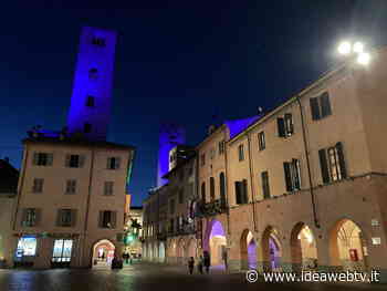 Alba: le torri albesi illuminate di blu per le celebrazioni del trentennale del servizio 118 - IdeaWebTv