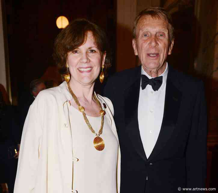 Ashton Hawkins, Art Lawyer Who Transformed the Met Museum, Dies at 84