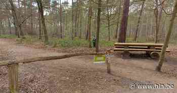 Nieuwe barelen weren gemotoriseerd verkeer uit Zwartgoorheide | Vosselaar | hln.be - Het Laatste Nieuws