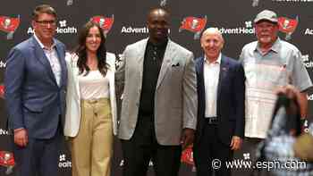 Arians happy to reward Bowles; no rift with Brady