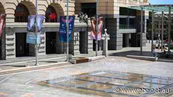 Call for mandatory face mask rules to be scrapped as Perth's CBD withers
