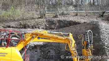 Dringlichkeitssitzung einberufen: Mauersanierung an Sayner Hütte wird teurer - Rhein-Zeitung