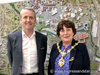 Mayor of Dudley visits busy Merry Hill to highlight local business - Express & Star