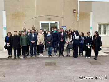 Migranti:delegati Turchia e Oim, Cpr Bari modello best practices - Agenzia ANSA