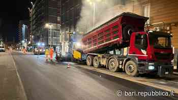 Bari, in corso Vittorio Emanuele lavori di notte per rifare l'asfalto - La Repubblica