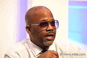 Damon Dash Calls Will Smith A 'Villain' For Smacking Chris Rock, Social Media Reacts - 107.5 WBLS