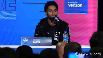 Watch Former Ohio State Wide Receiver Chris Olave Run 4.26-Second 40-Yard Dash - Sports Illustrated