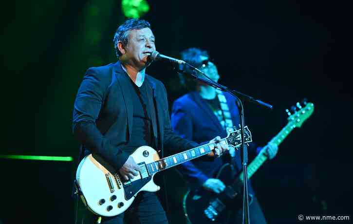 Watch Manic Street Preachers cover Madonna as they kick off BBC 6 Music Festival