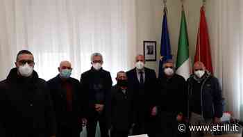 Crotone - Il sindaco ha incontrato la delegazione regionale e provinciale dell'Ente Nazionale Sordi - strill.it - Strill.it