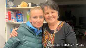 Saskatoon residents help prepare the way for Ukrainian refugees - CTV News Saskatoon
