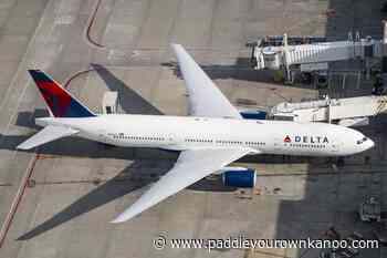 Tour Group of Jewish Women Sue Delta Air and KLM Over 'Dispicable' Treatment That Saw Them Booted From Two Flights - Paddle Your Own Kanoo