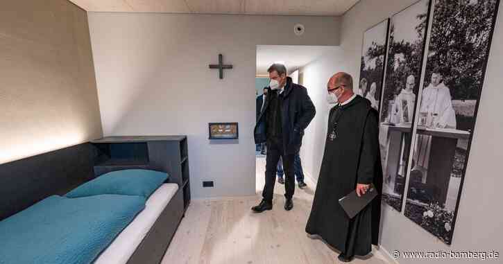 Söder besucht Kloster Plankstetten: Plädoyer für Kirchen